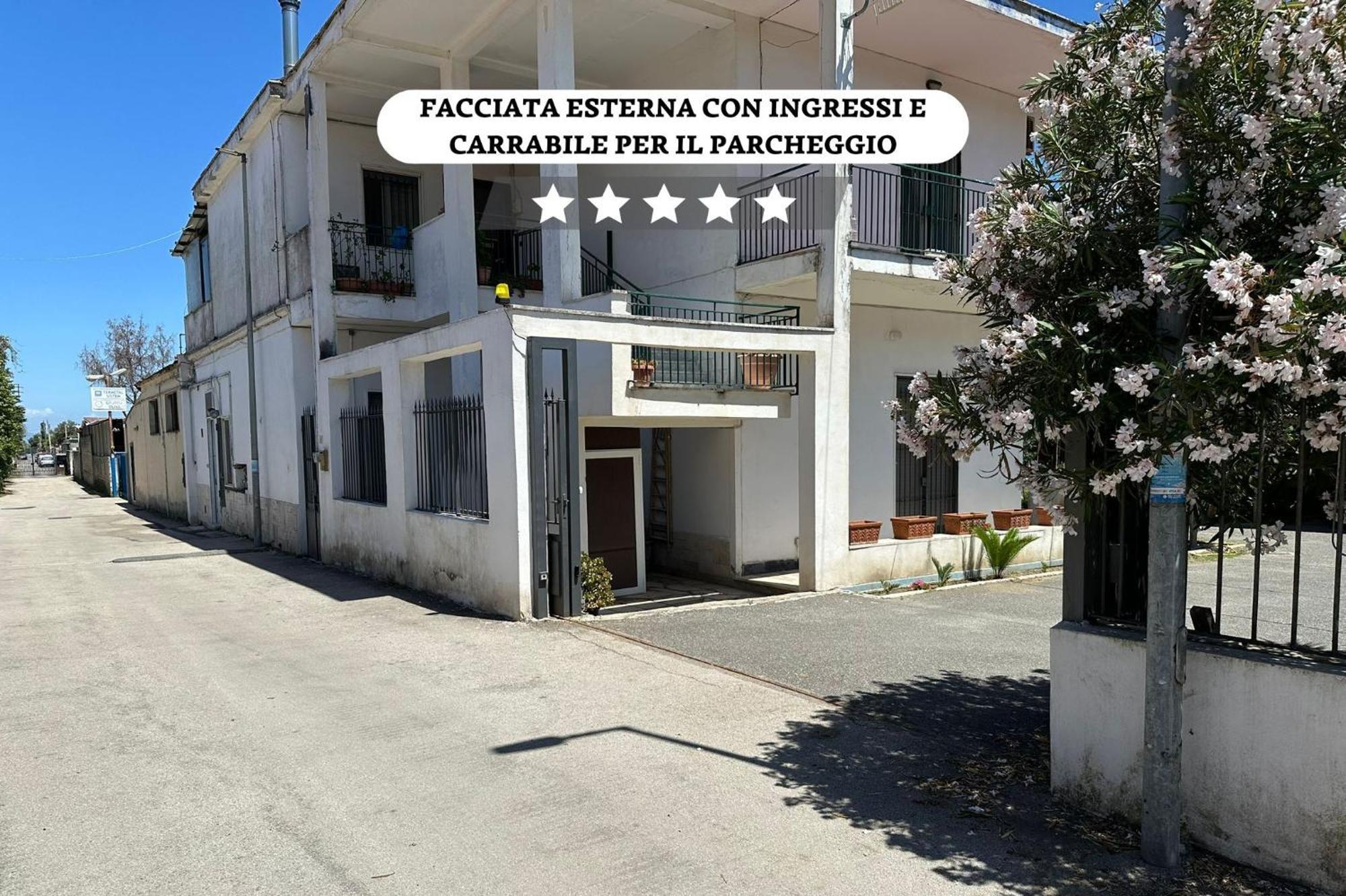 Grancomfort Tra Napoli E Caserta Castel Volturno Eksteriør bilde